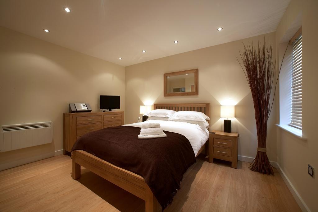 Southwich House By Esa Apartment Swindon Luaran gambar